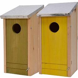 Foto van Set van 2 houten vogelhuisje/nestkastje 26 cm geel/groen - vogelhuisjes