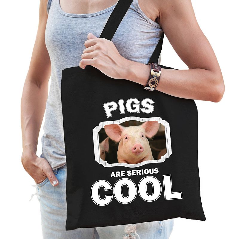 Foto van Katoenen tasje pigs are serious cool zwart - varkens/ varken cadeau tas - feest boodschappentassen