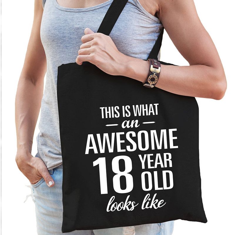 Foto van Awesome 18 year / 18 jaar cadeau tas zwart voor dames - feest boodschappentassen