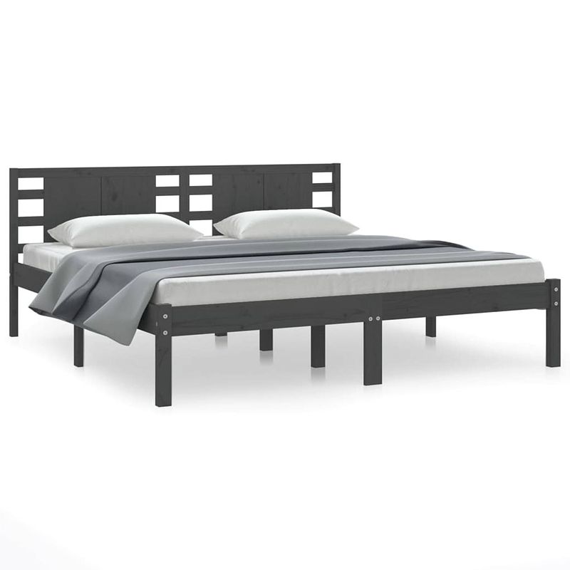 Foto van The living store houten bedframe - grijs - 205.5 x 206 x 100 cm - massief grenenhout