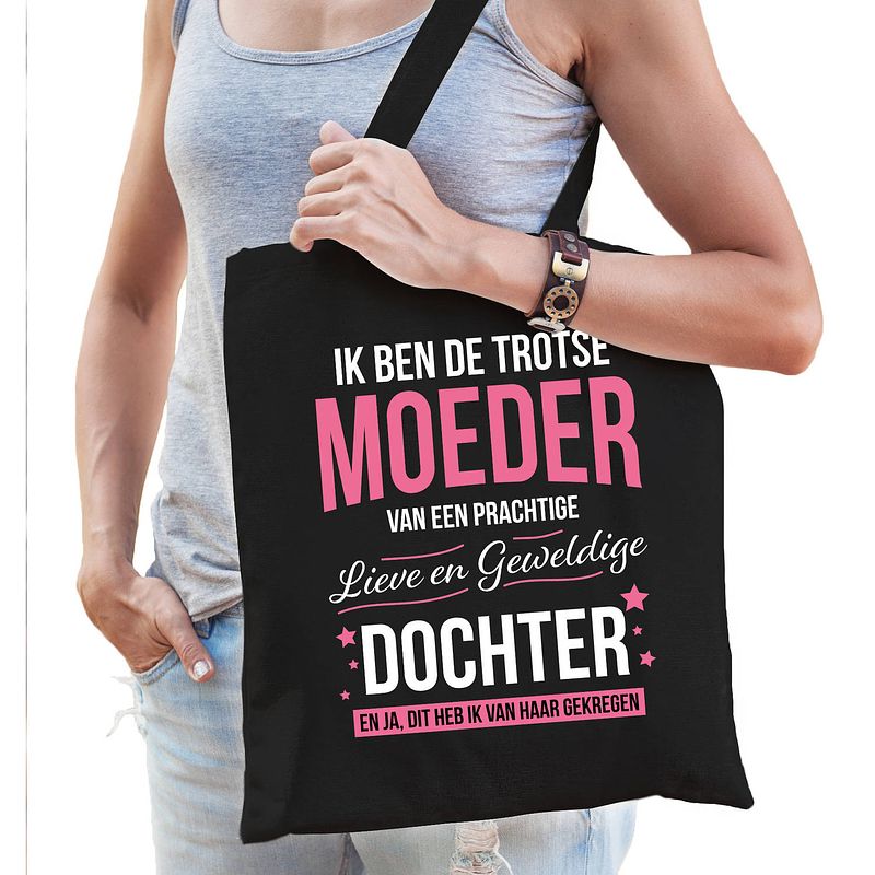 Foto van Trotse moeder / dochter cadeau tas zwart voor dames - feest boodschappentassen