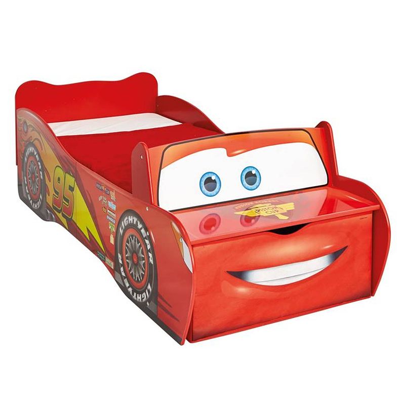 Foto van Worlds apart - disney cars lightning mcqueen autobed