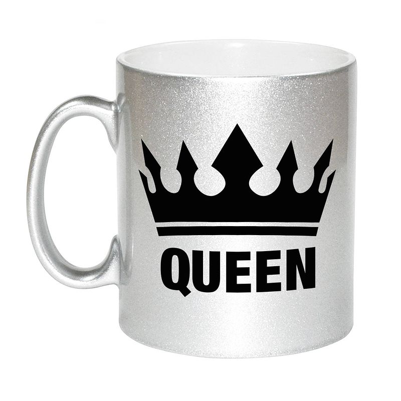 Foto van Cadeau queen mok/ beker zilver met zwarte bedrukking 300 ml - feest mokken