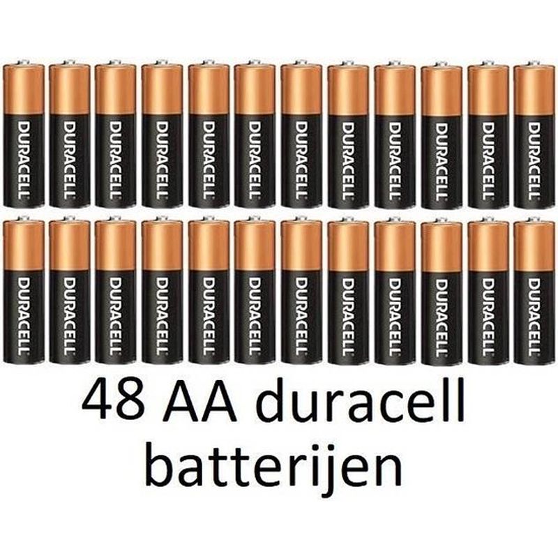 Foto van 48 stuks aa duracell alkaline batterijen
