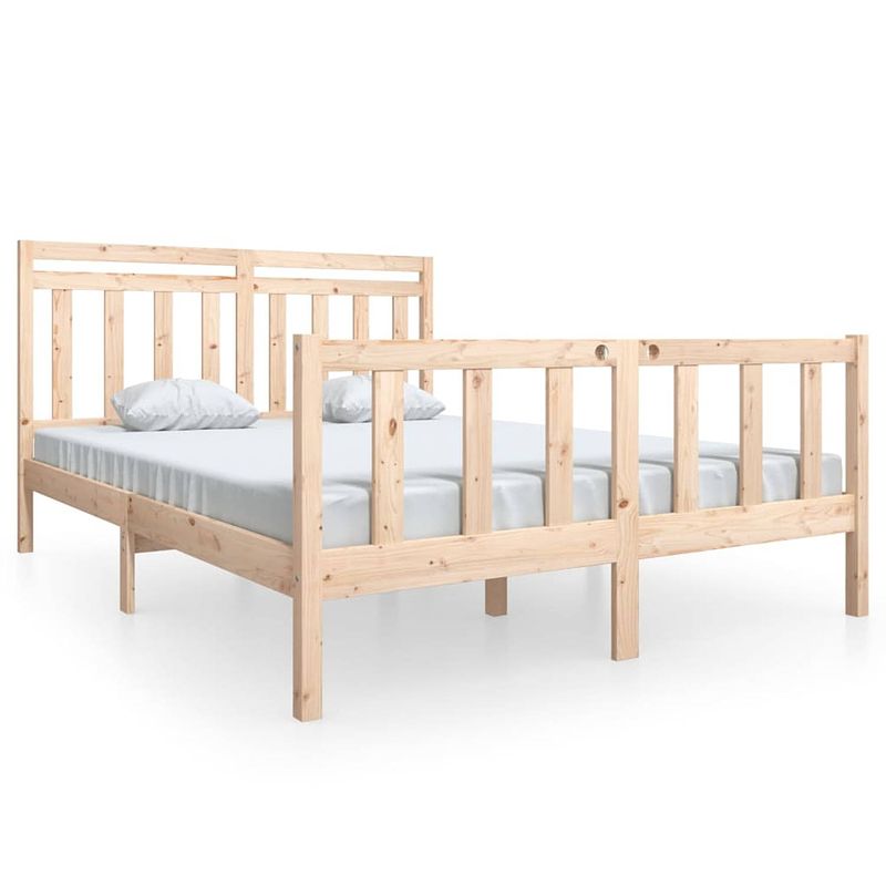 Foto van The living store bedframe grenenhout - 205.5 x 166 x 100 cm - onbehandeld