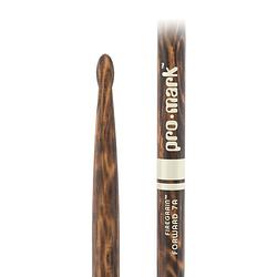 Foto van Promark tx7aw-fg classic forward 7a firegrain hickory drumstokken met houten tip