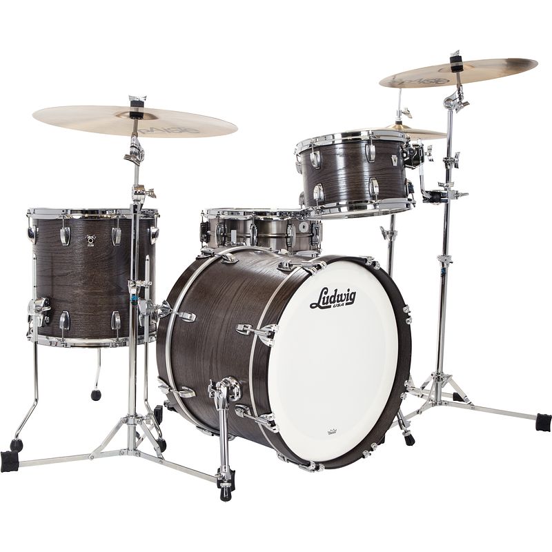 Foto van Ludwig l7340axsk classic oak downbeat smoke 3-delige shellset