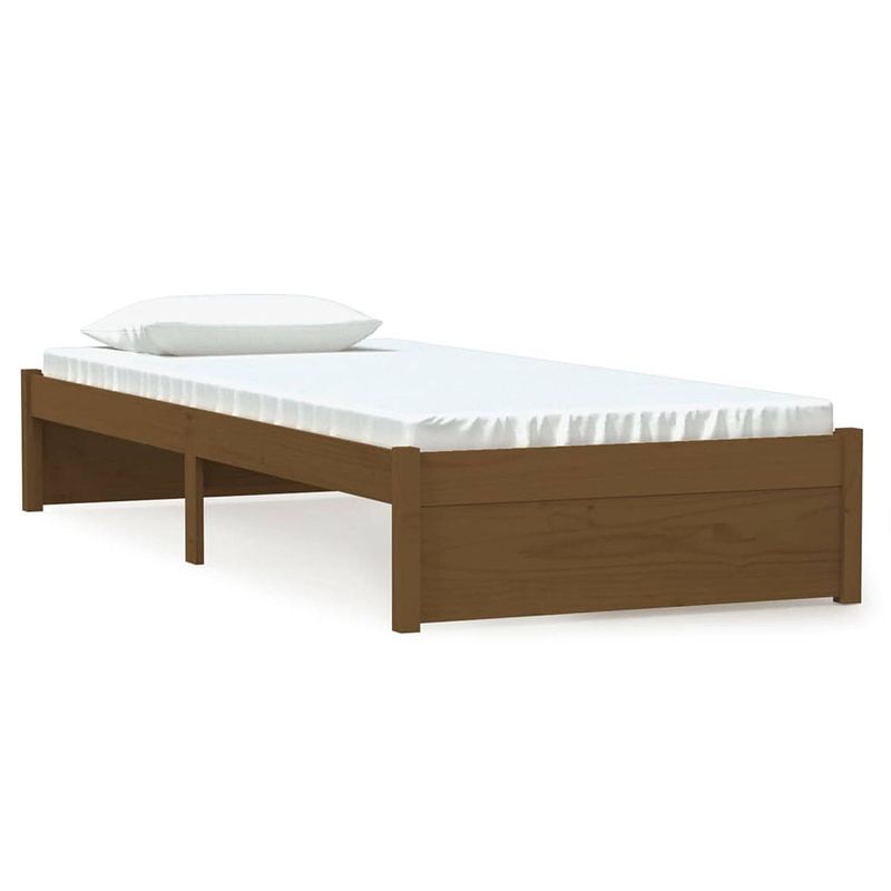 Foto van The living store houten bedframe - eenpersoons - 195.5 x 80.5 x 31 cm - stabiel en rustiek - geschikt voor 75 x 190 cm