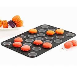 Foto van Mastrad bakmat macarons - siliconen - voor klein macarons - zwart - set van 2 stuks