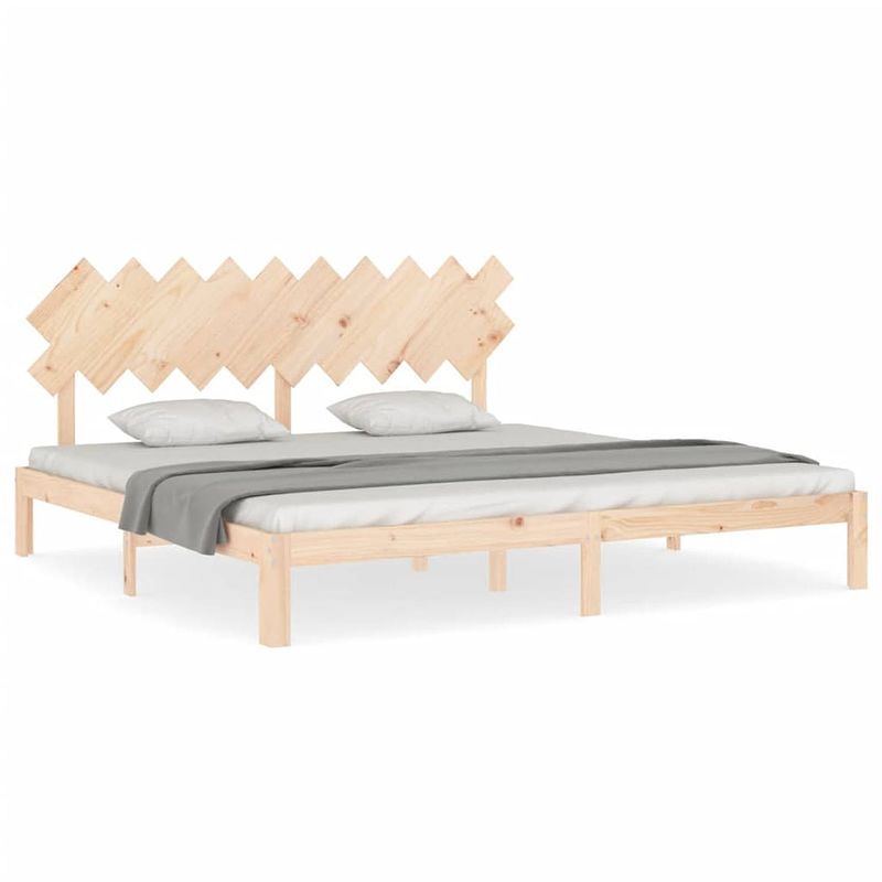 Foto van The living store massief grenenhouten bedframe - dubbel bed - multiplex lattenbodem - 203.5 x 203.5 cm - natuurlijke