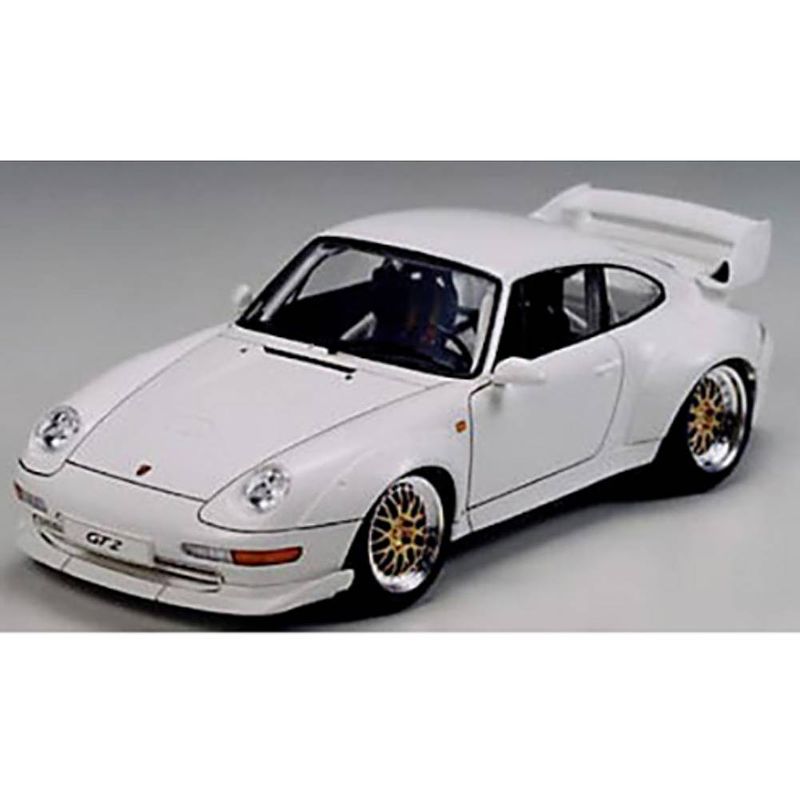 Foto van Tamiya 300024247 porsche 911gt2 club sport/straßenversion auto (bouwpakket) 1:24