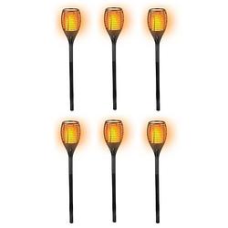 Foto van Set van 6x stuks solar tuinlampen/fakkels met vlameffect op zonne-energie 58 cm - fakkels