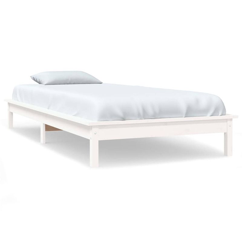 Foto van The living store houten bed - massief grenenhout - 202 x 101.5 x 26 cm - wit