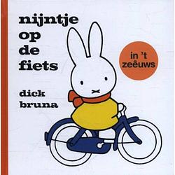 Foto van Nijntje op de fiets in 'st zeêuws