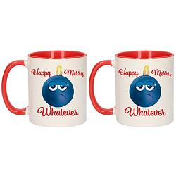 Foto van Set van 2x stuks happy merry whatever kerstcadeau kerstmokken rood smiley kerstbal 300 ml - bekers