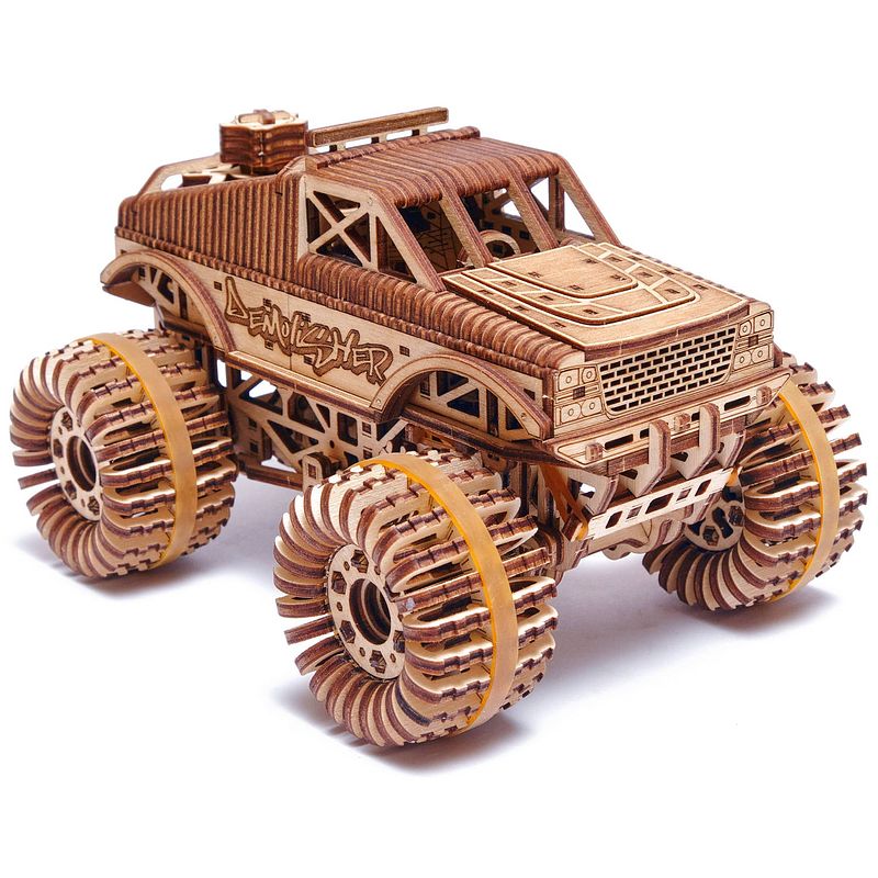 Foto van Wood trick monster truck - houten modelbouw