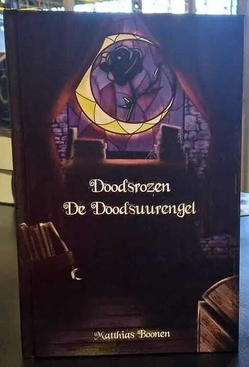 Foto van De doodsuurengel - matthias boonen - paperback (9789493049963)