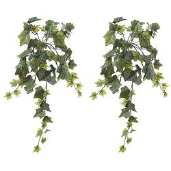 Foto van Louis maes kunstplant met blaadjes hangplant klimop/hedera - 2x - groen - 58 cm - kunstplanten
