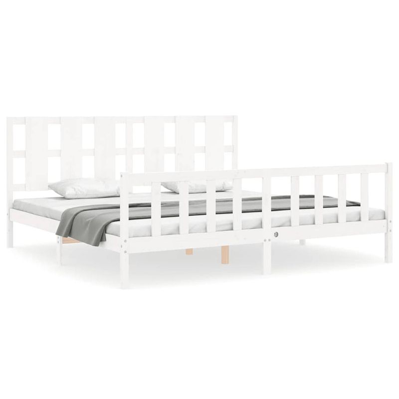 Foto van The living store bedframe grenenhout - massief - 205.5x185.5x100 - wit