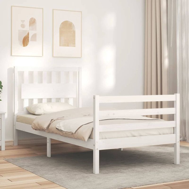 Foto van The living store bedframe massief grenenhout - 195.5 x 95.5 x 100 cm - multiplex lattenbodem