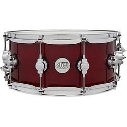 Foto van Dw drums ddlg0614sscs design series maple cherry stain 14 x 6 inch snaredrum