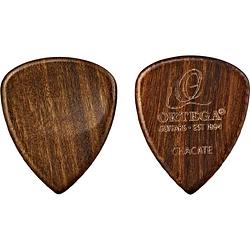 Foto van Ortega ogpw-ch2 wooden picks standard chacate 2.50 mm plectrumset (2 stuks)