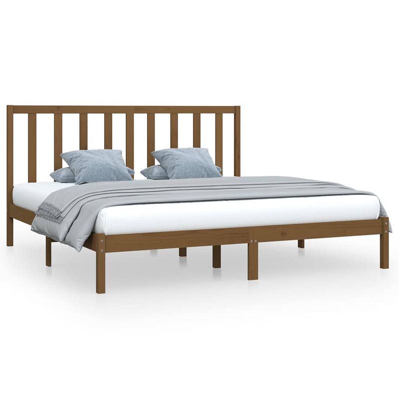 Foto van The living store bedframe grenenhout - 205.5 x 185.5 x 100 cm - 6ft super king