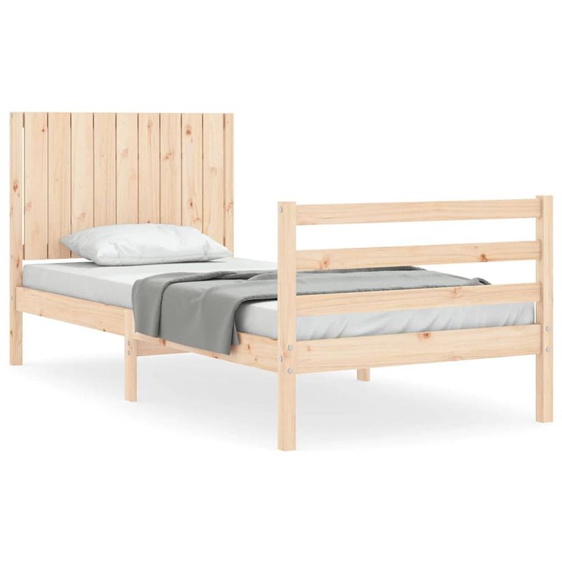 Foto van The living store bedframe - massief grenenhout - multiplex lattenbodem - 205.5 x 95.5 x 100 cm - geen matras inbegrepen