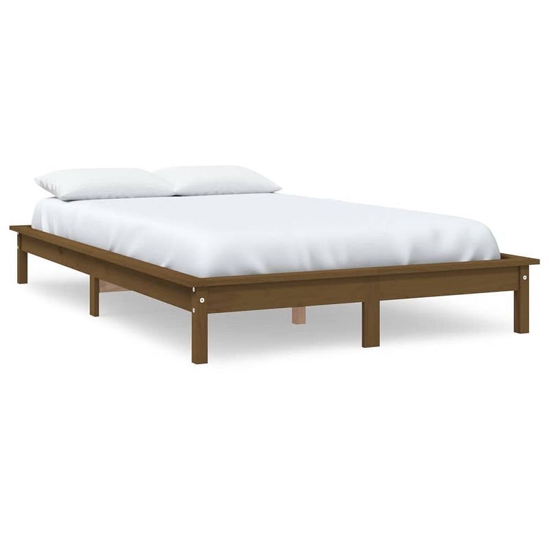 Foto van The living store houten bedframe - 212 x 131.5 x 26 cm - honingbruin