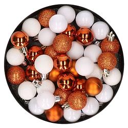 Foto van Set van 40x stuks kunststof kerstballen mix wit en oranje 3 cm - kerstbal