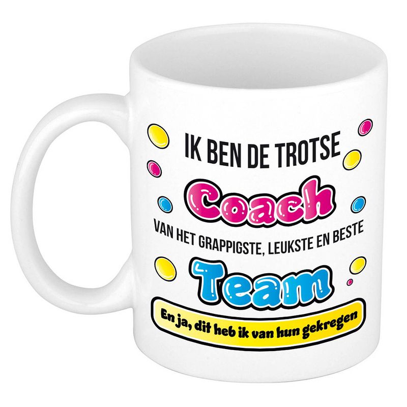 Foto van Bellatio decorations cadeau mok voor coach - grappig - keramiek - 300 ml - feest mokken