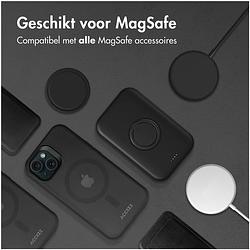 Foto van Accezz rugged frosted met magsafe voor apple iphone 16 pro telefoonhoesje zwart