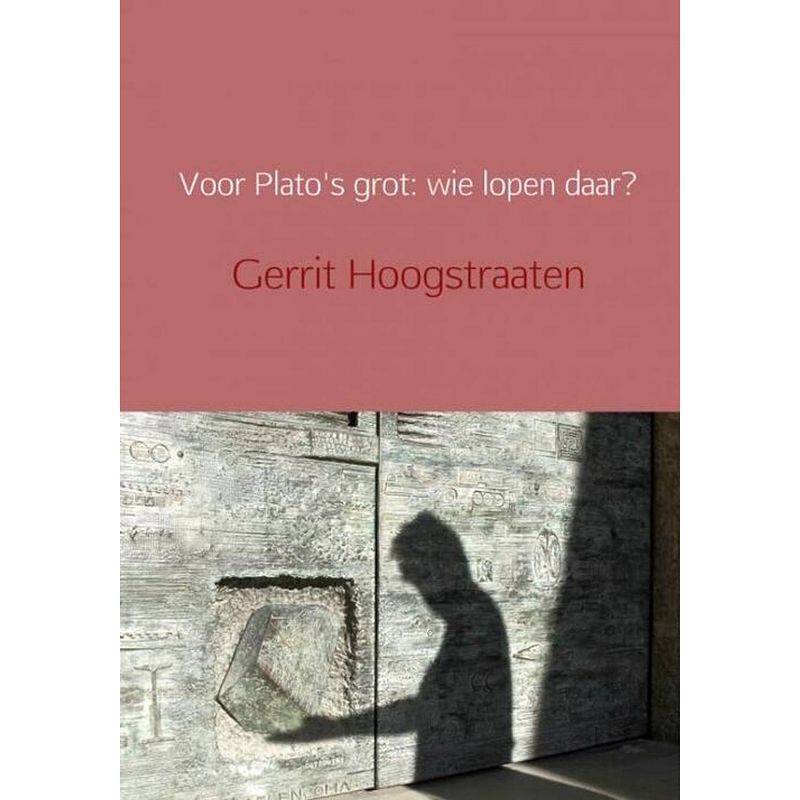 Foto van Voor plato's grot: wie lopen daar?