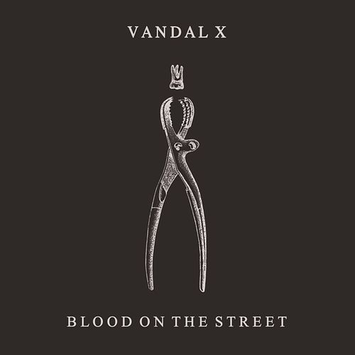 Foto van Blood on the street - cd (3481575167829)