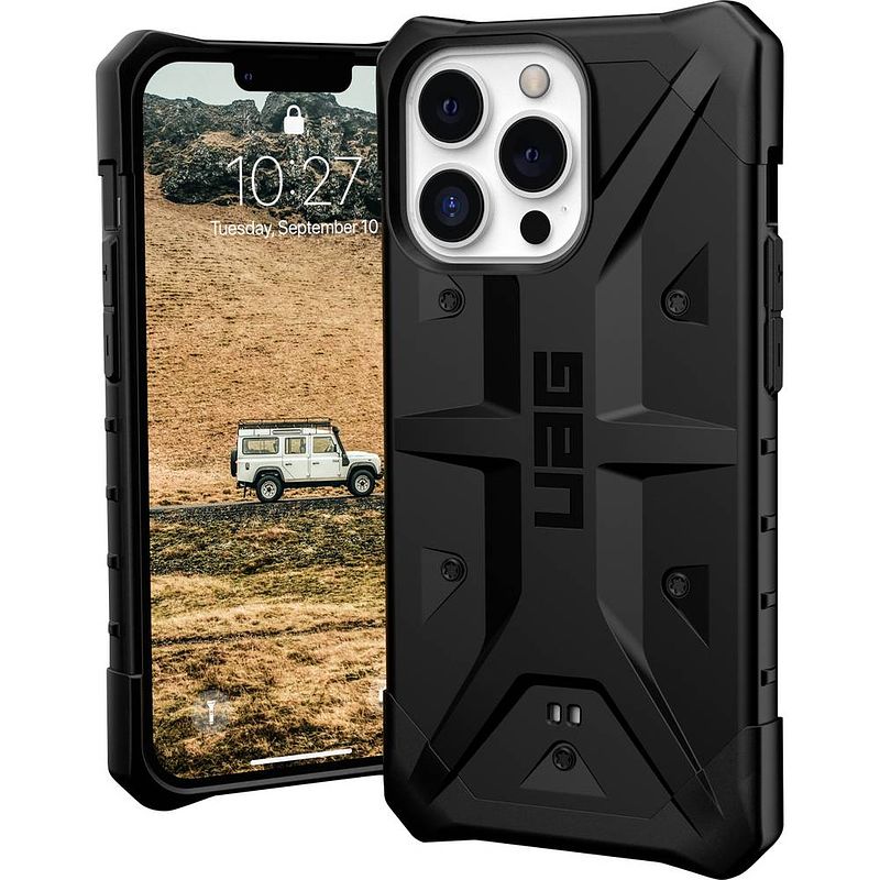 Foto van Urban armor gear pathfinder case backcover apple iphone 13 pro zwart