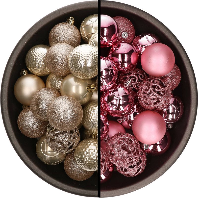 Foto van Kunststof kerstballen 74x stuks champagne en roze 6 cm - kerstbal