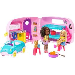 Foto van Barbie club chelsea cabriolet met caravan meisjes