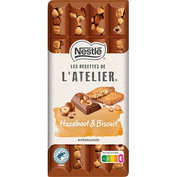 Foto van Nestlé l'satelier melkchocolade hazelnoot & biscuit bij jumbo