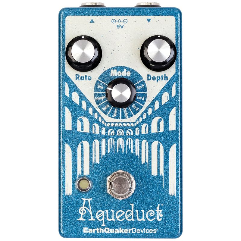 Foto van Earthquaker devices aqueduct vibrato effectpedaal