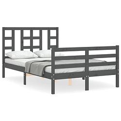 Foto van The living store grenenhouten bedframe - grijs - 205.5 x 125.5 x 100 cm - multiplex lattenbodem - montage vereist