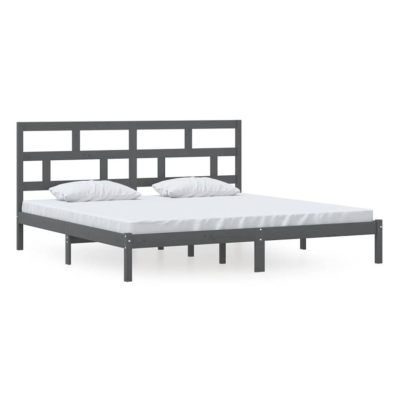 Foto van The living store bedframe - niet vermeld - houten bedframe - 205.5x206x100 cm - massief grenenhout