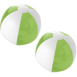 Foto van 2x stuks opblaasbare strandballen groen/wit 30 cm - strandballen