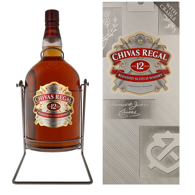 Foto van Chivas regal 12 years 4,5ltr whisky + giftbox