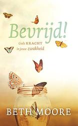 Foto van Bevrijd! - beth moore, evelyne geijtenbeek-gouw - paperback (9789043536363)