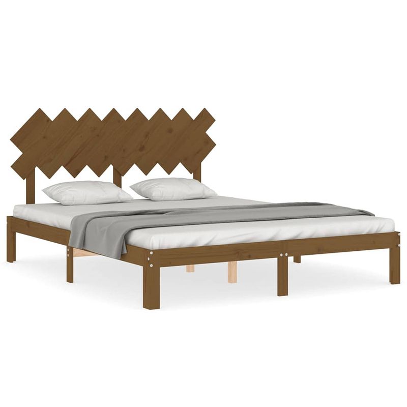 Foto van The living store bed - massief grenenhout - multiplex lattenbodem - 203.5 x 163.5 x 80.5 cm - honingbruin