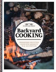 Foto van Backyard cooking - arno van elst - hardcover (9789463141208)