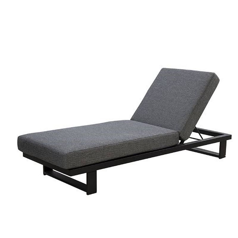 Foto van Yoi - kazoku lounger alu black/panther black