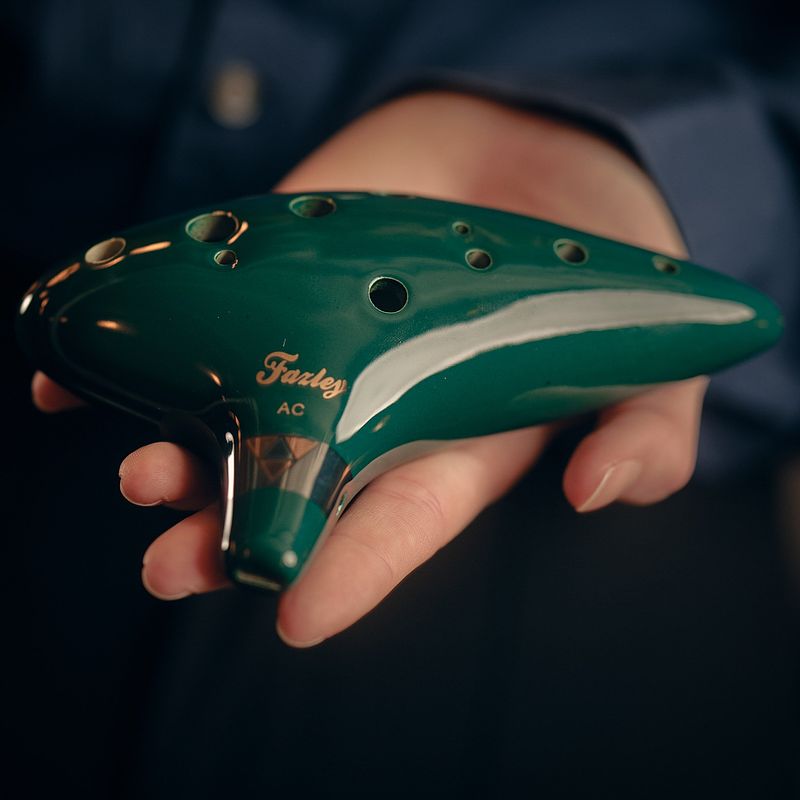 Foto van Fazley legend ocarina 9cac12gr green alt ocarina in c majeur met 12 vingergaten