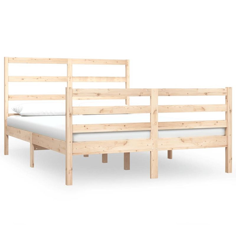 Foto van The living store houten bedframe - king size - grenenhout - 205.5 x 155.5 x 100 cm