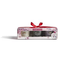 Foto van Yankee candle giftset snow globe wonderland signature mix - 3 stuks